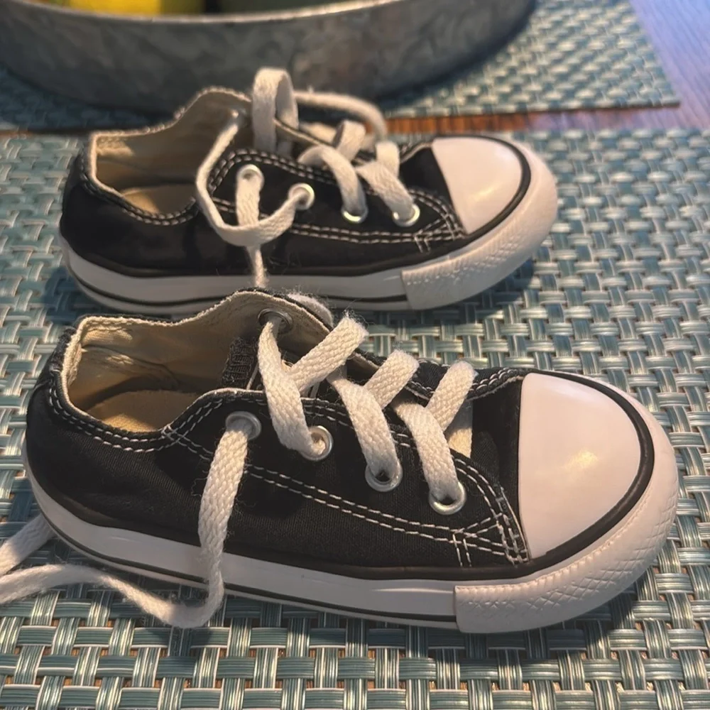 Converse All-Star Black & White Chuck Taylor Sneakers - Size  7 Toddler